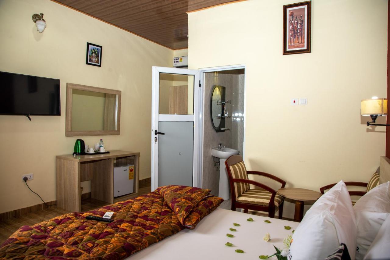 Grand Star Hotel North Legon Dış mekan fotoğraf