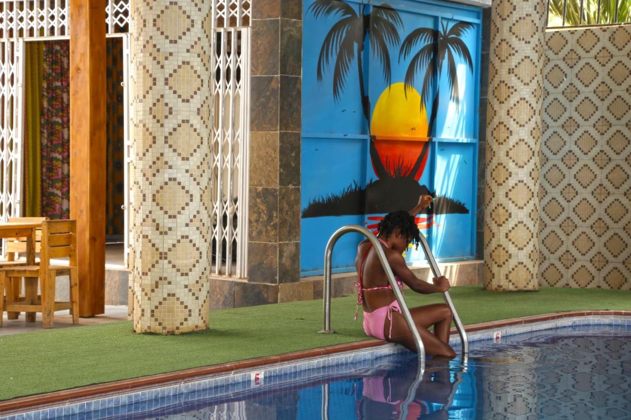 Grand Star Hotel North Legon Dış mekan fotoğraf