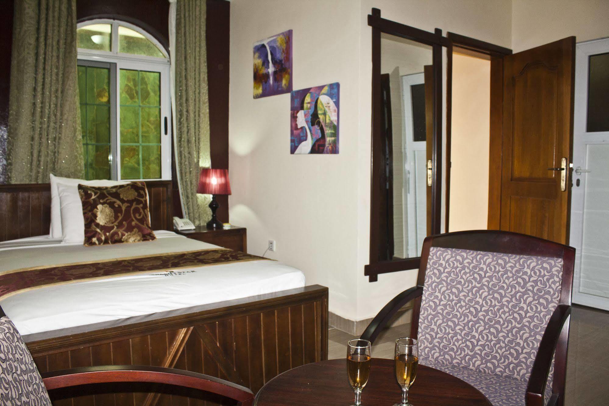 Grand Star Hotel North Legon Dış mekan fotoğraf